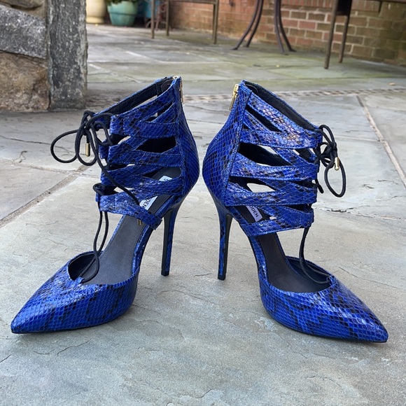 NWOT Steve Madden ‘Spiraal’ Blue Snakeskin Heels - Picture 4 of 5